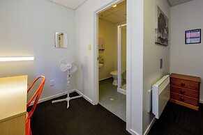 Trek Global Backpackers