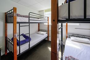 Trek Global Backpackers