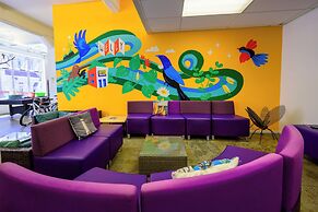 Trek Global Backpackers