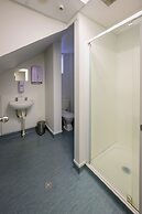 Trek Global Backpackers