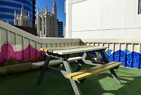 Trek Global Backpackers