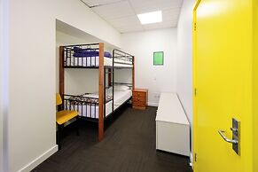 Trek Global Backpackers