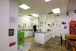 Trek Global Backpackers