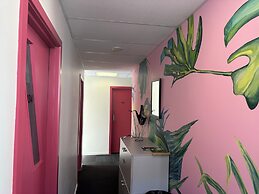 Trek Global Backpackers