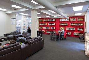 Trek Global Backpackers