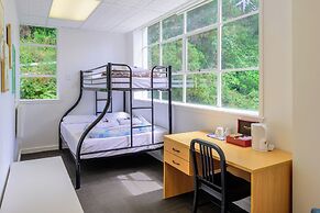 Trek Global Backpackers