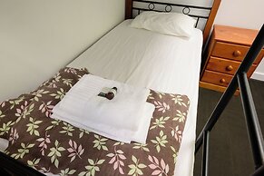 Trek Global Backpackers