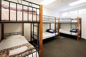 Trek Global Backpackers