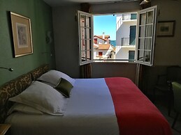 La Marisa