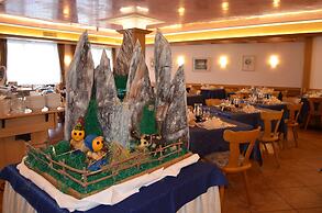 Hotel Ladina