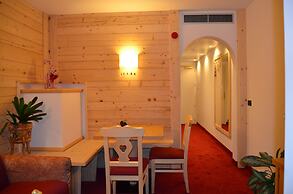 Hotel Ladina
