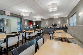 Best Western Plus Eastgate Inn & Suites