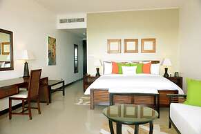 DoubleTree by Hilton Seychelles - Allamanda Resort & Spa