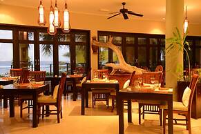 DoubleTree by Hilton Seychelles - Allamanda Resort & Spa
