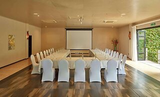 DoubleTree by Hilton Seychelles - Allamanda Resort & Spa