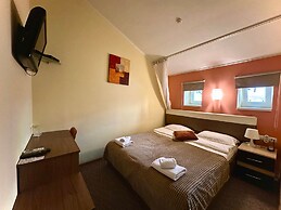 Leotel Hotel
