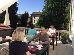 GIO'EL Happiness Guest House