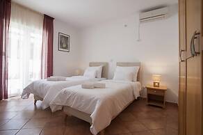 Apartments Djurasevic