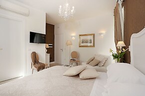 Daplace - HQH Colosseo