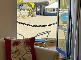 Harbourside Lodge