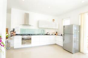 Oriental Beach Pearl Resort