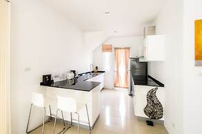 Oriental Beach Pearl Resort