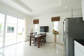 Oriental Beach Pearl Resort