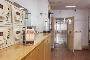 Bowery Grand Hotel - Hostel