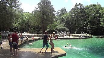 Briarwood Inn Of Geneva