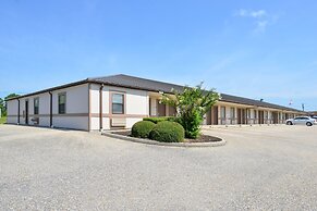 Briarwood Inn Of Geneva