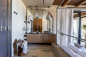 Unique Blue! Resort and Villas Adults Only