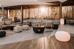 Unique Blue! Resort and Villas Adults Only