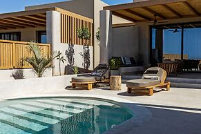 Unique Blue! Resort and Villas Adults Only