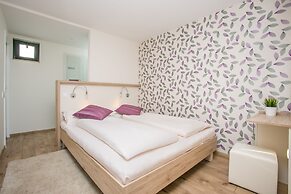 Plitvice Holiday Resort - Campsite