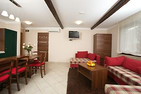 Plitvice Holiday Resort - Campsite