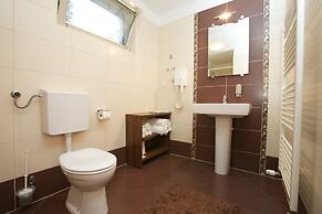 Plitvice Holiday Resort - Campsite