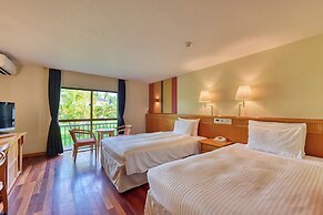 Fusaki Beach Resort Hotel & Villas
