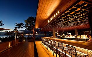 Fusaki Beach Resort Hotel & Villas