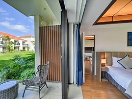 Fusaki Beach Resort Hotel & Villas