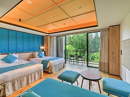 Fusaki Beach Resort Hotel & Villas