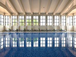 Fusaki Beach Resort Hotel & Villas