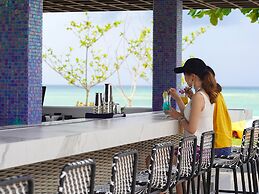 Fusaki Beach Resort Hotel & Villas