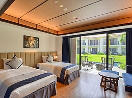 Fusaki Beach Resort Hotel & Villas