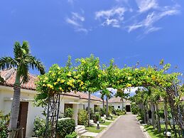 Fusaki Beach Resort Hotel & Villas