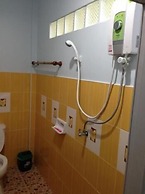 Baan Tai Rom Yen Resort