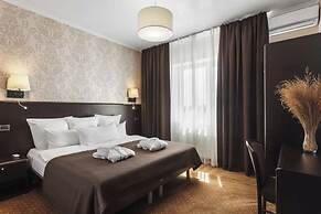 Aleksandrovskiy Hotel