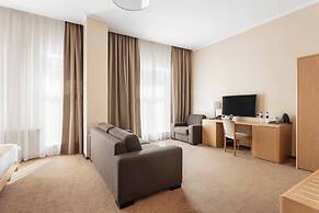 Aleksandrovskiy Hotel