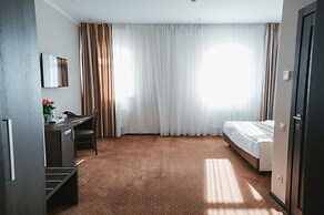Aleksandrovskiy Hotel