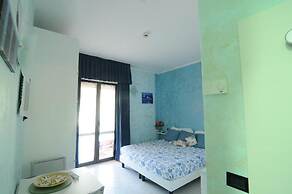 Hotel Mondial