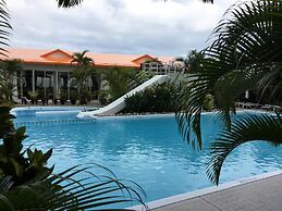 Hotel GranView Garden Okinawa